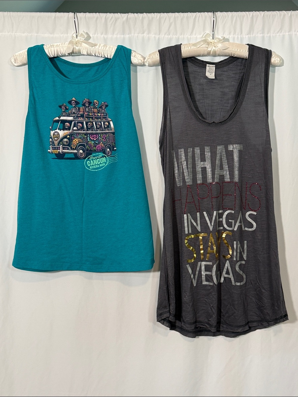 Set of 2 - Teal Graphic Tank Top & Gray Tank Top